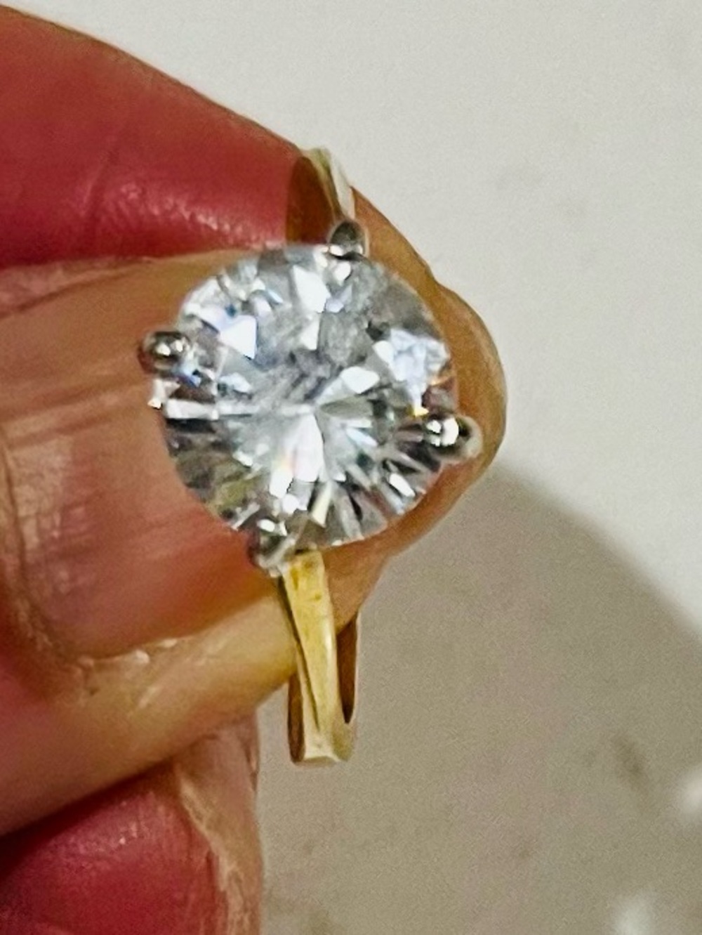 2 Carat Look Solitaire Ring 14K Gold Electroplated Size 6.25 - Picture 5 of 16